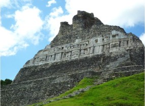 xunantunich1